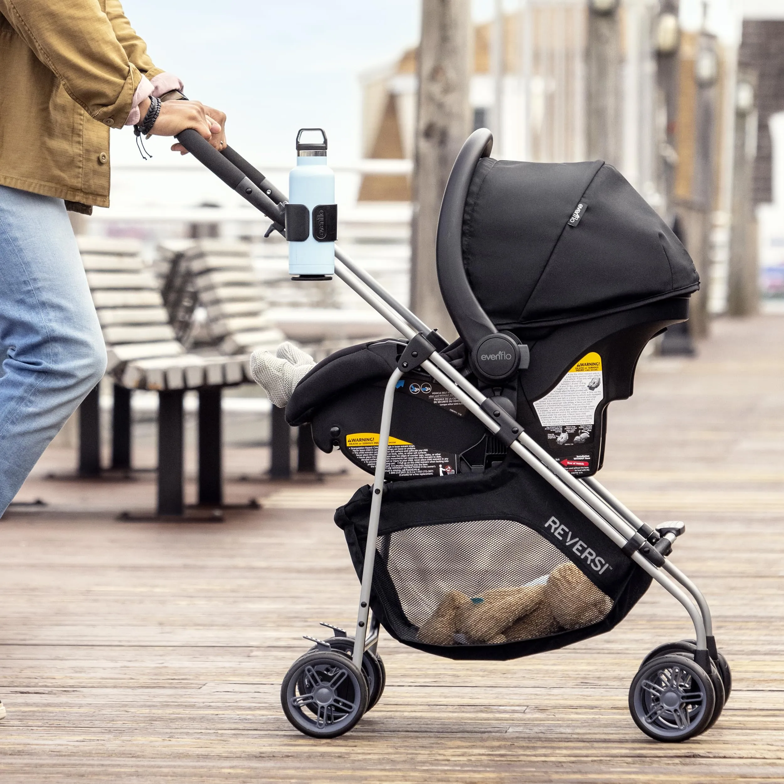 Evenflo Reversi Lightweight Reversible Stroller.