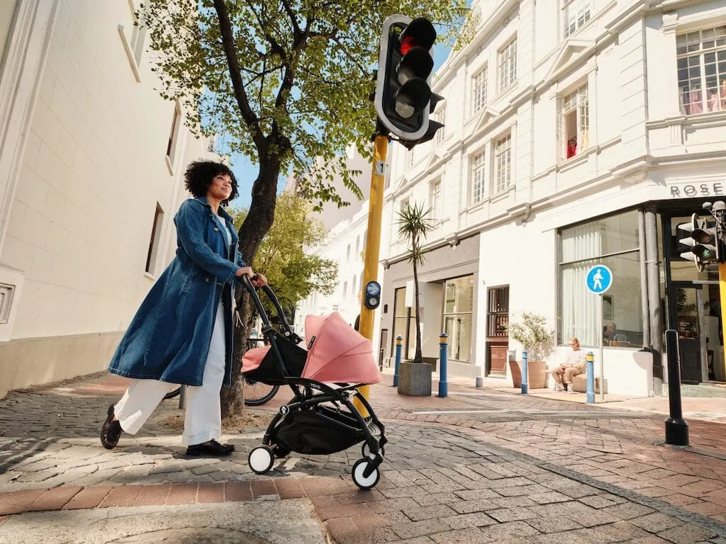 Stokke YOYO³ Complete Bundle: Stroller Frame, 0  Newborn Pack and 6  Color Pack
